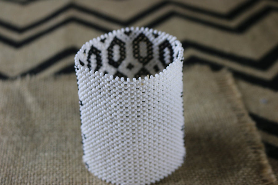 Art# K302  3.5+  inch. Original Kayapo Traditional Peyote stitch Beaded Bracelet from Brazil.