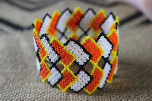 Art# K323  3.5  inch. Original Kayapo Traditional Peyote stitch Beaded Bracelet from Brazil