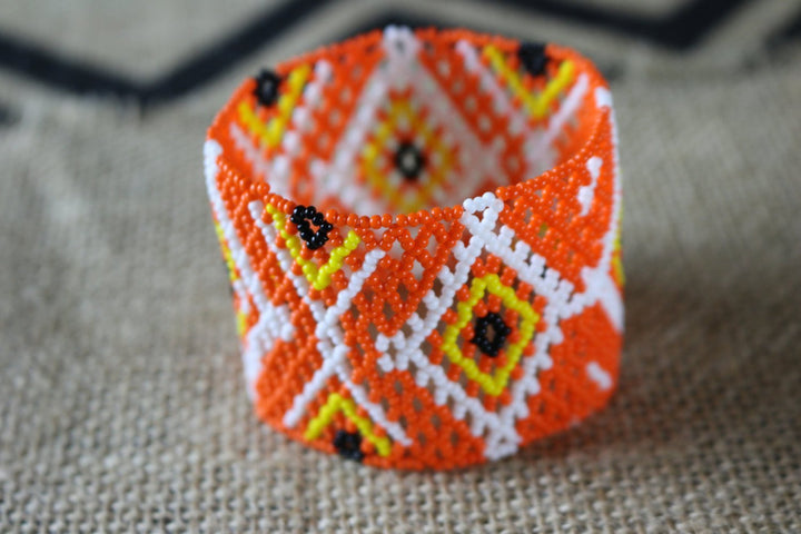 Art# K355  3+ inch. Original Kayapo Traditional Peyote stitch Beaded Bracelet from Brazil