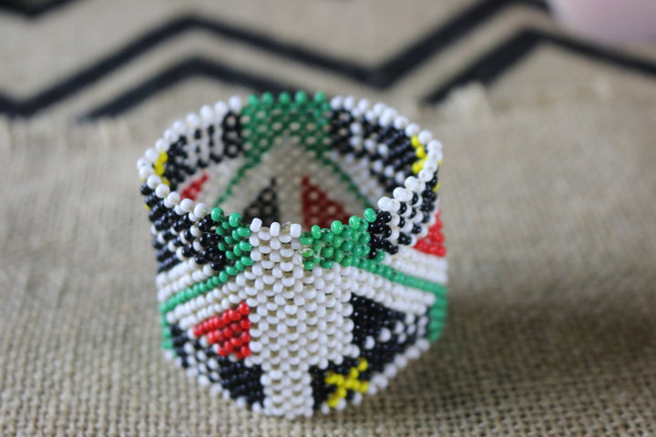 Art# K349  3 inch. Original Kayapo Traditional Peyote stitch Beaded Bracelet from Brazil