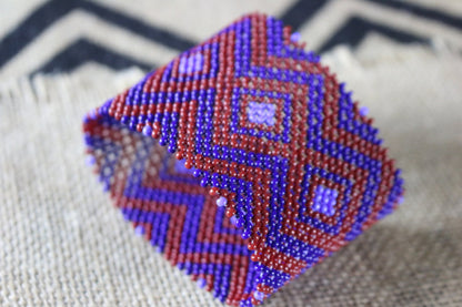 Art# K364  3.5+ inch. Original Kayapo Traditional Peyote stitch Beaded Bracelet from Brazil