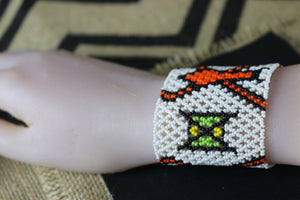 Art# 373K - 3.5  inch. Original Kayapo Traditional Peyote stitch Beaded Bracelet from Brazil