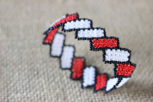 Art# K387  2.5+ inch. Original Kayapo Traditional Peyote stitch Beaded Bracelet from Brazil