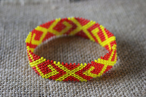 Art# K394  3.5+ inch. Original Kayapo Traditional Peyote stitch Beaded Bracelet from Brazil