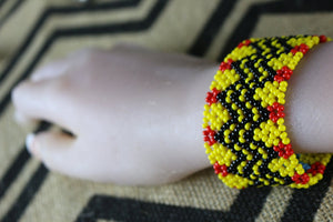 Art# K400  3 inch. Original Kayapo Traditional Peyote stitch Beaded Bracelet from Brazil