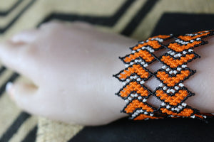 Art# K408  2.5+ inch. Original Kayapo Traditional Peyote stitch Beaded Bracelet from Brazil