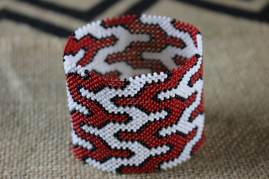 Art# K409  3+ inch. Original Kayapo Traditional Peyote stitch Beaded Bracelet from Brazil