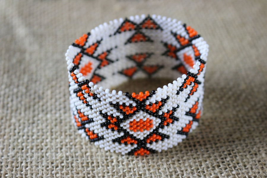 Art# K411 3+ inch. Original Kayapo Traditional Peyote stitch Beaded Bracelet from Brazil